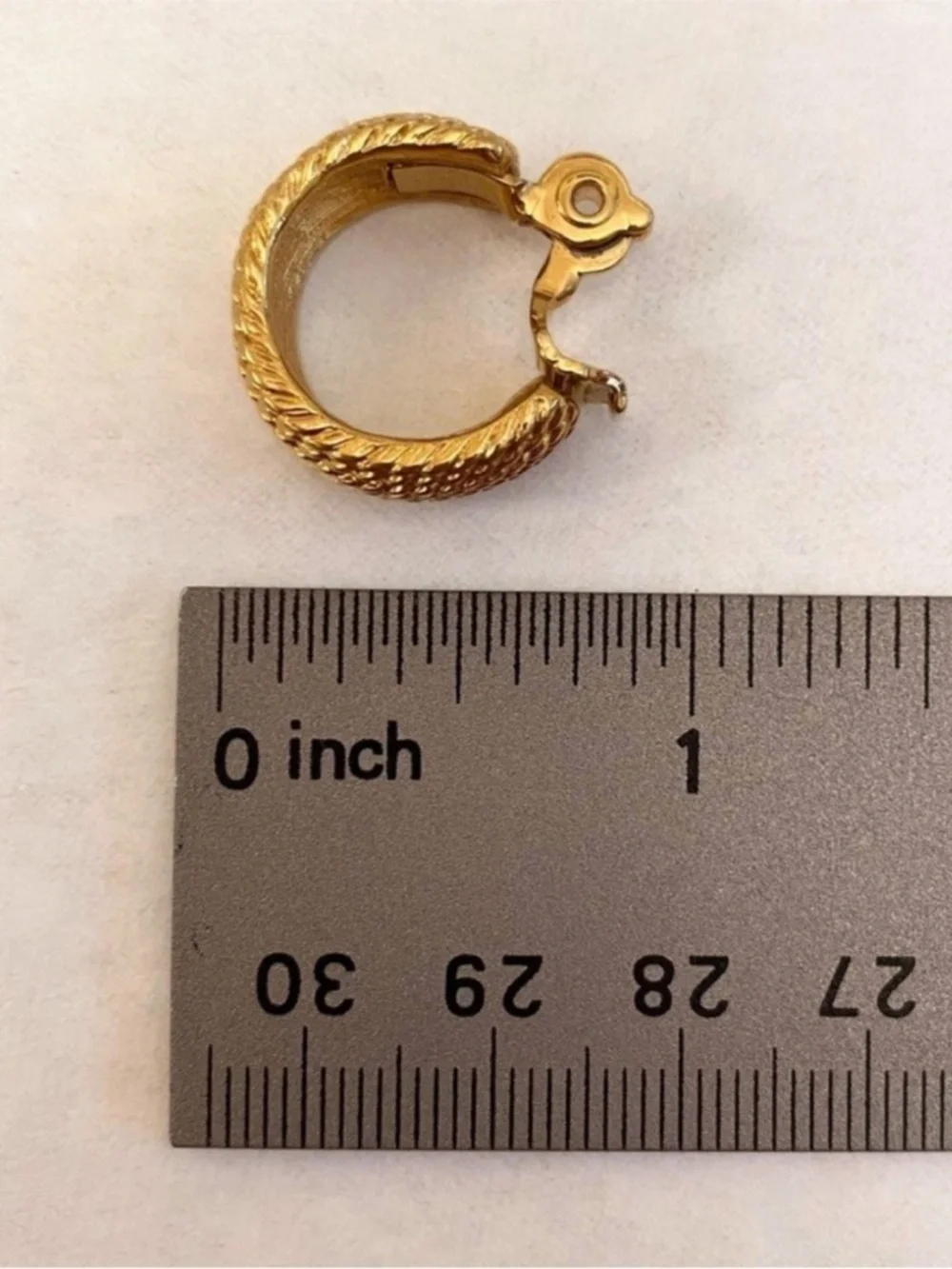 VTG Monet Textured Gold Tone Hoop Single Earring Clip On Monet